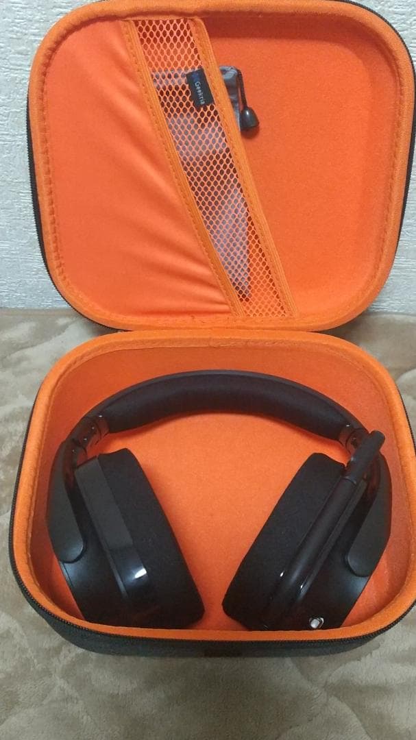 旅行用ハードシェルヘッドホンケース - ゼンハイザー対応 収納ポーチ付き