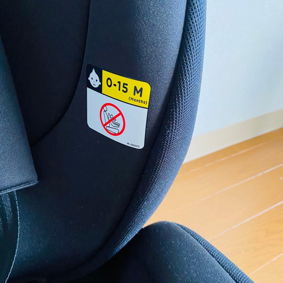 【極美品】Joie ブラック チャイルドシート ECE R44/04