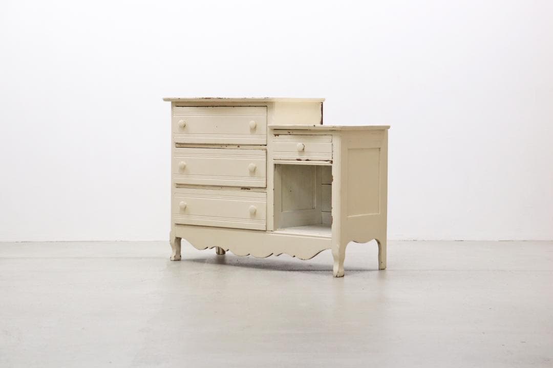 ヴィンテージ ホワイト ペイント クラシカル サイドボード キャビネット 収納