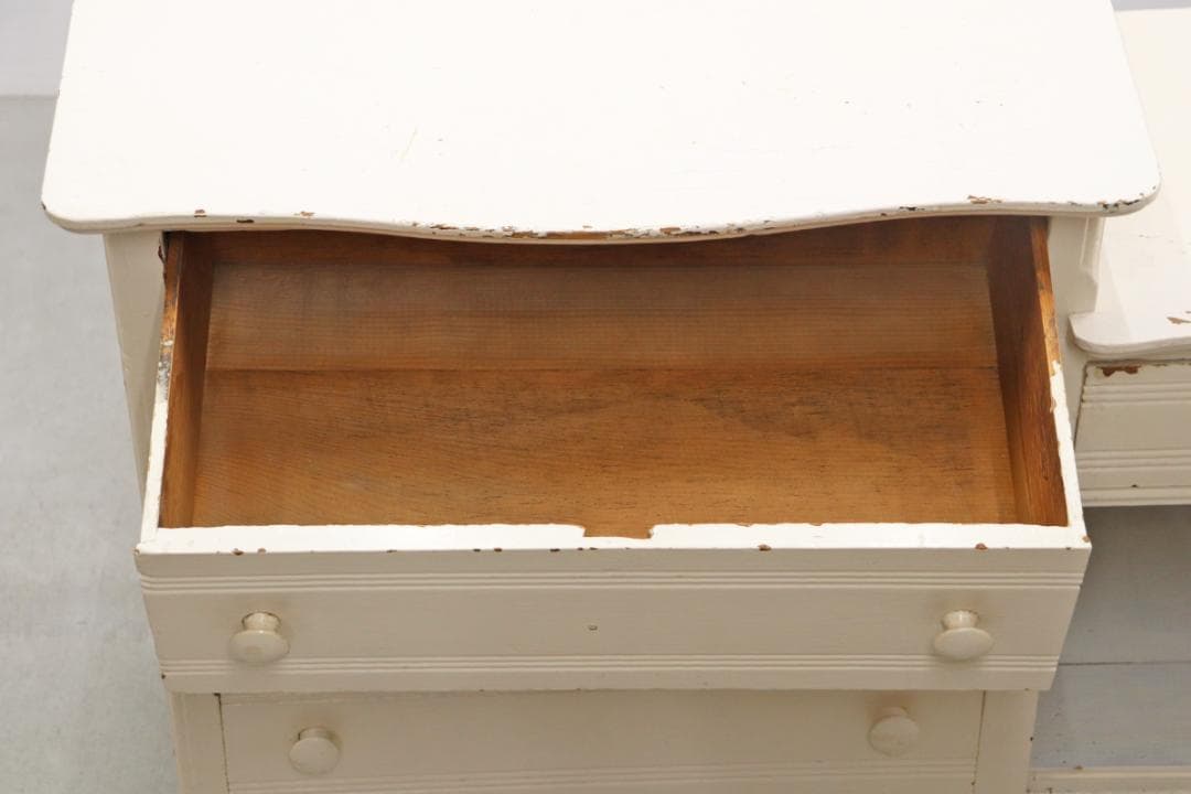 ヴィンテージ ホワイト ペイント クラシカル サイドボード キャビネット 収納