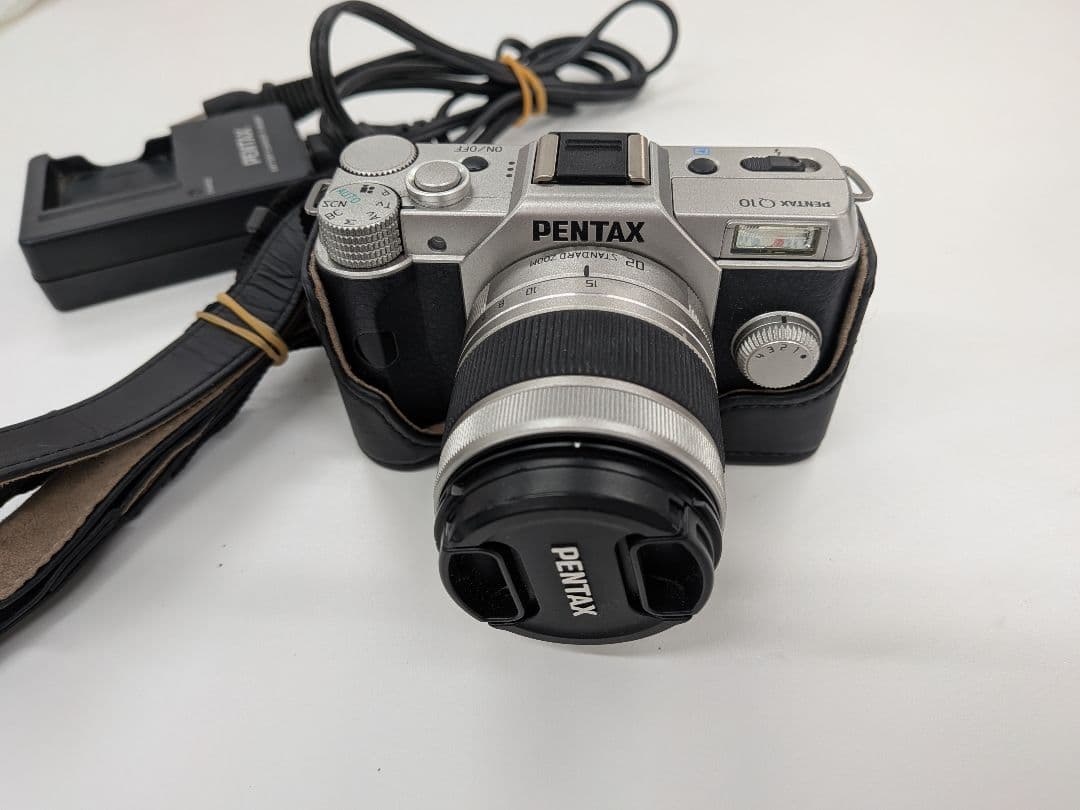 PENTAX Q10 ミラーレス一眼カメラ + 付属品★動作良好