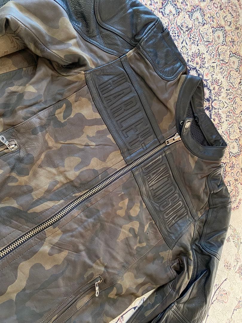 新品未使用HARLEY-DAVIDSON 迷彩レザーロゴジャケット 在庫限り