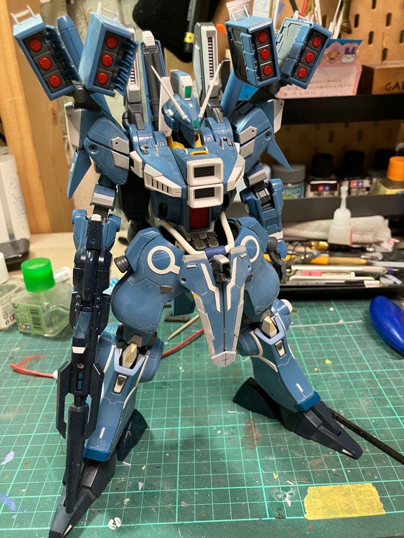 MG 1/100 ガンダムMk-Ⅴ 徹底改修全塗装完成品