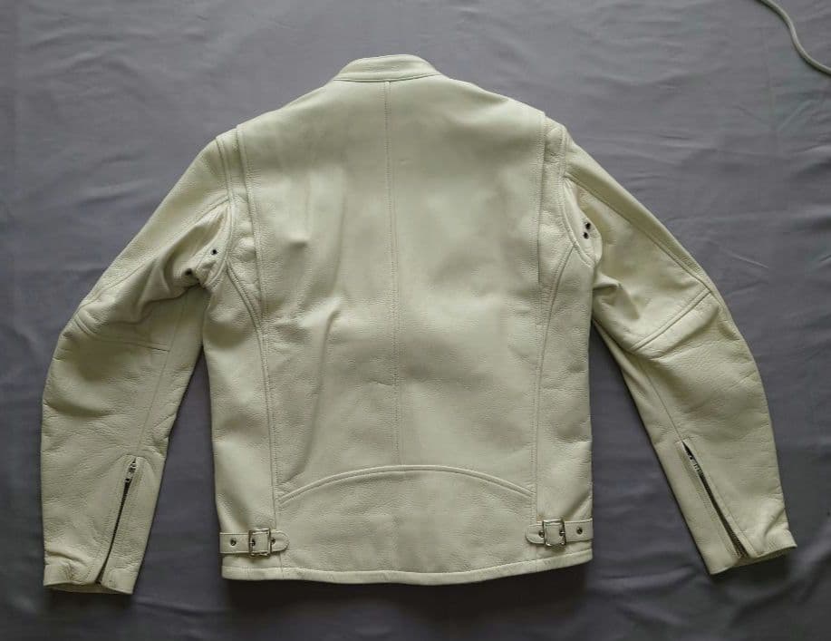 クシタニレザージャケット