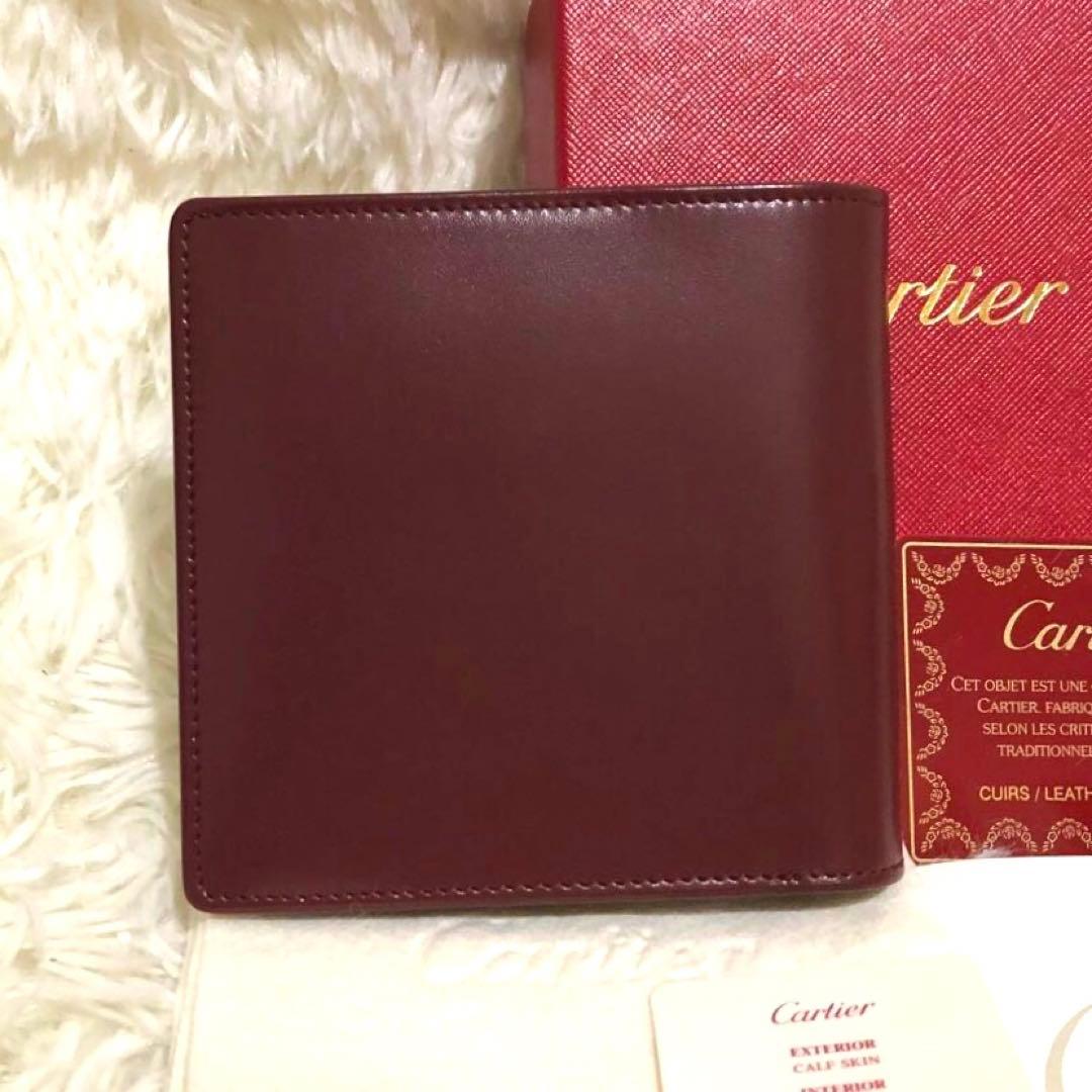 未使用✨カルティエ　 レザー　二つ折り財布 マストライン ボルドー系