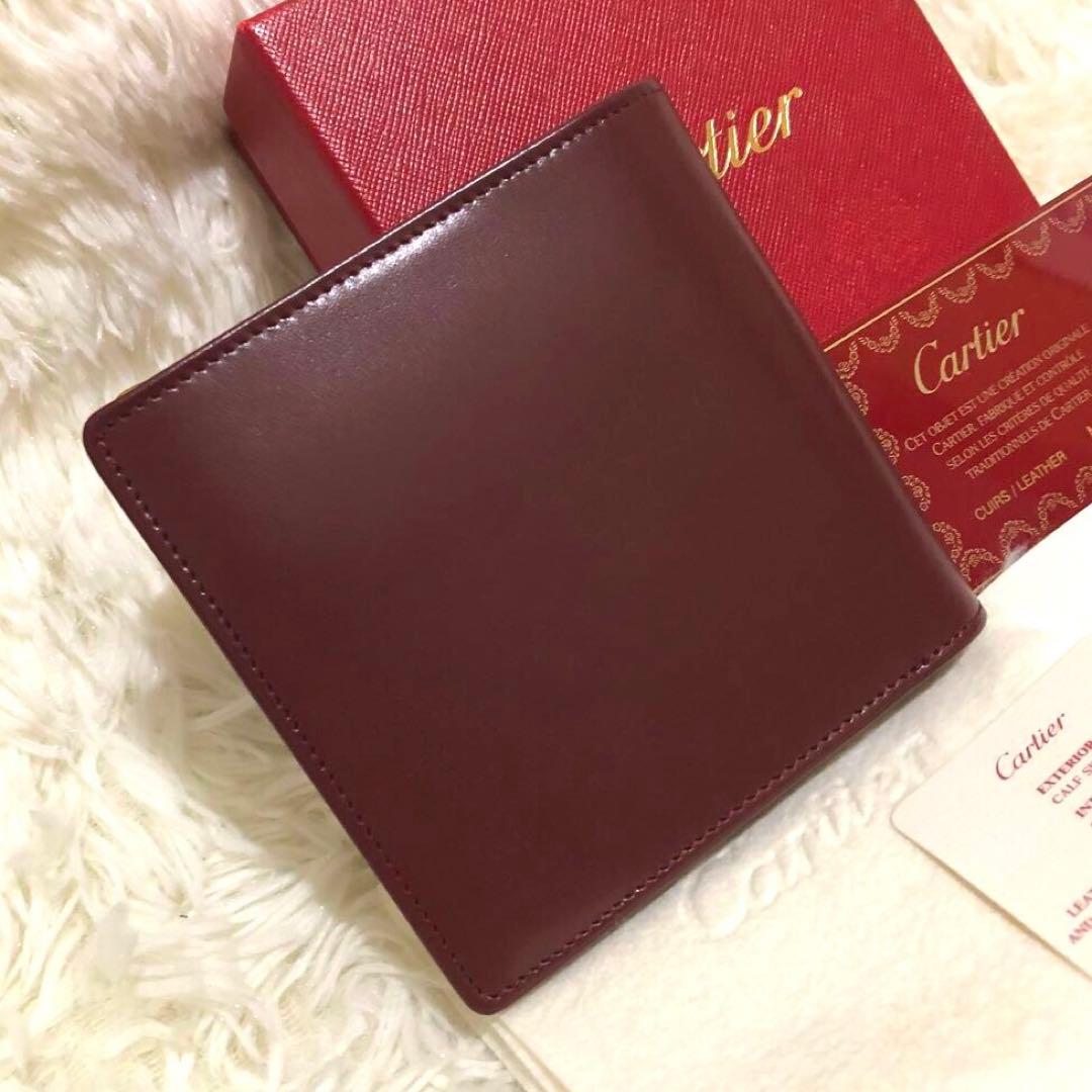 未使用✨カルティエ　 レザー　二つ折り財布 マストライン ボルドー系