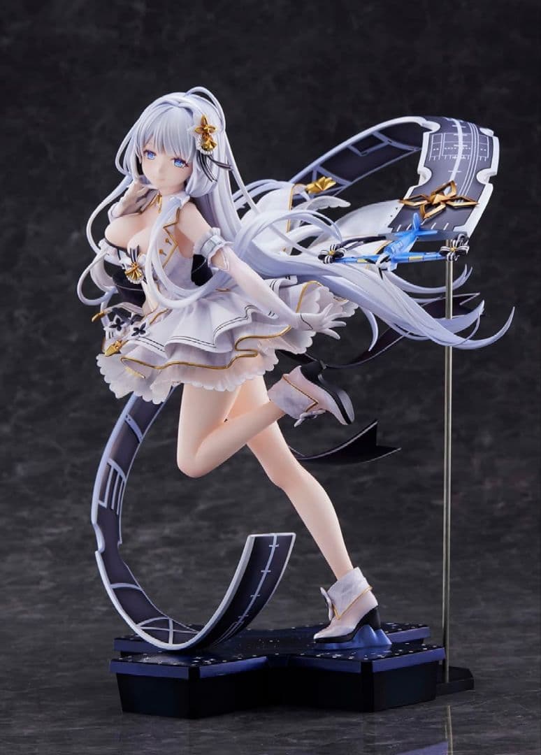 イラストリアス　μ兵装 フィギュア　アズールレーン