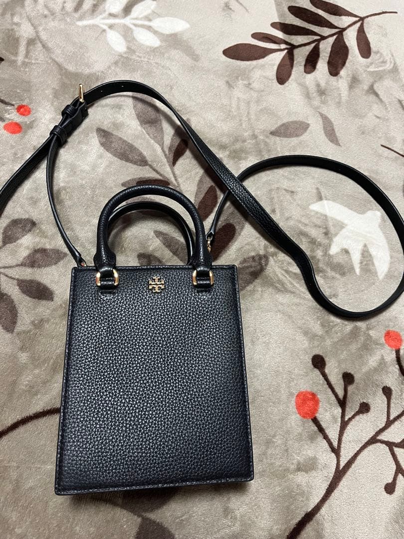 トリーバーチショルダー黒バッグ