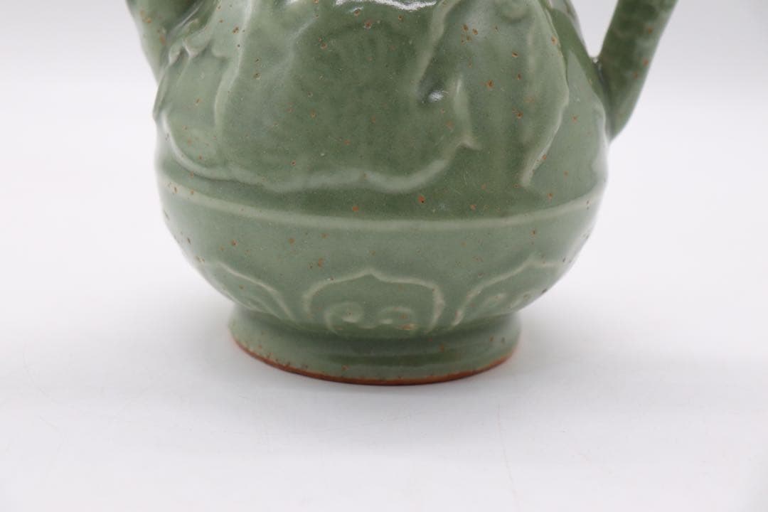 中国　青磁　水注　浮き彫り鳳紋　送料込み0416