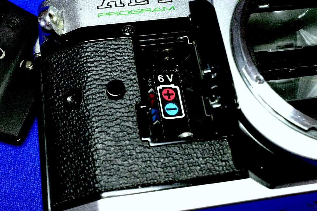 フィルムカメラ Canon AE-1 Program + New FD mm/F