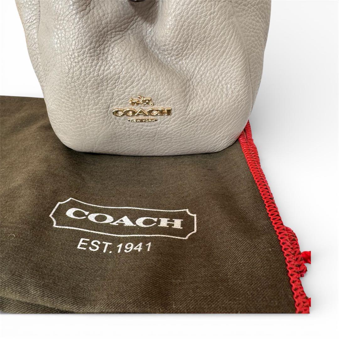 Coach Madison Phoebe ペブルドレザー ショルダーバッグ