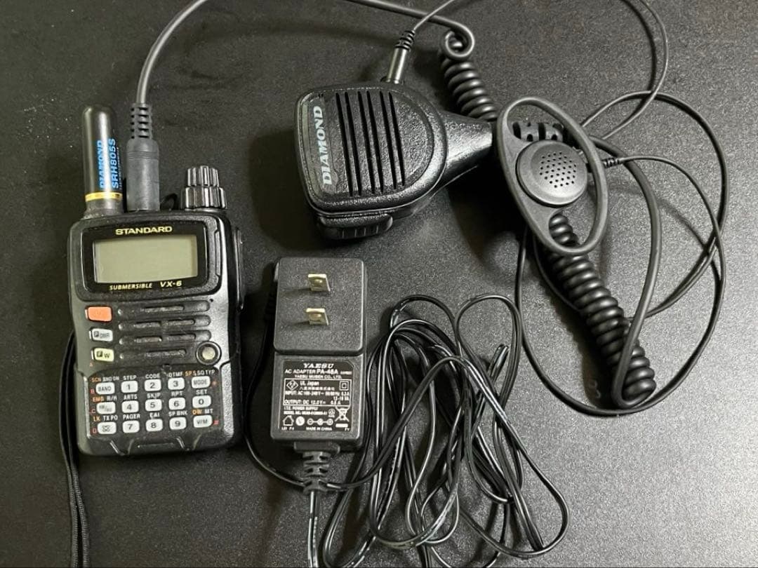 八重洲 VX-6 本体＋充電器＋アンテナ＋マイク