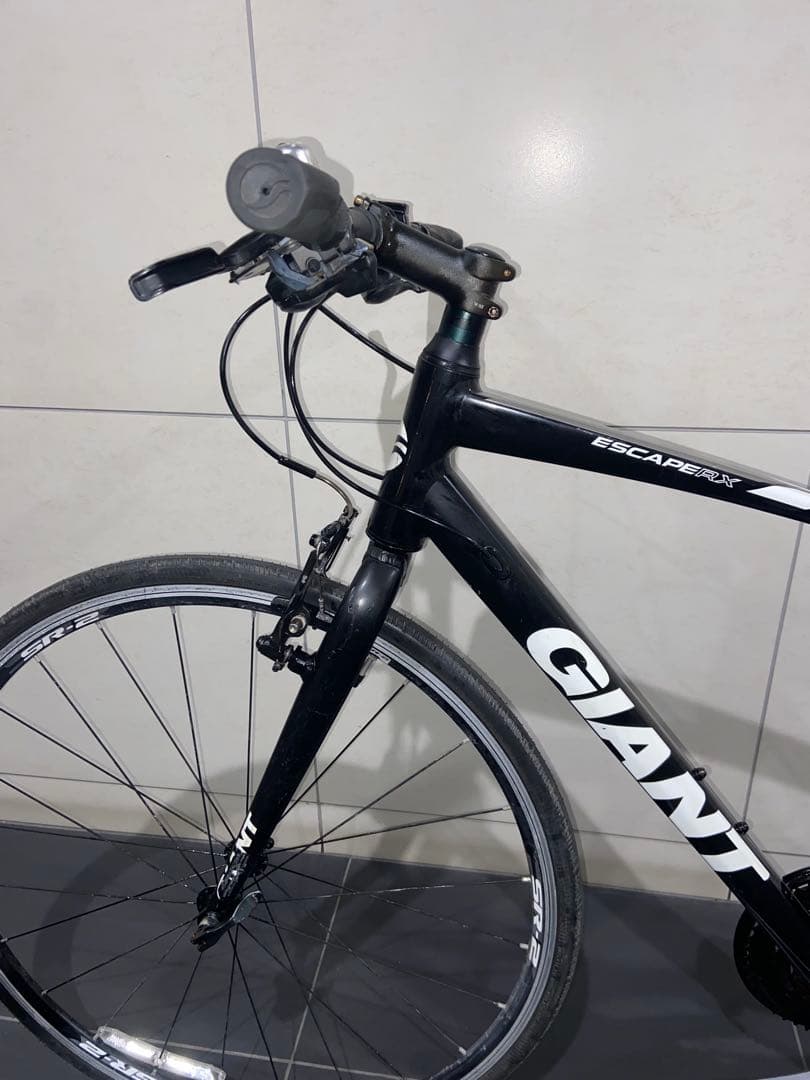 GIANT ESCAPE RX3 クロスバイク　ジャイアント　エスケープ4r3