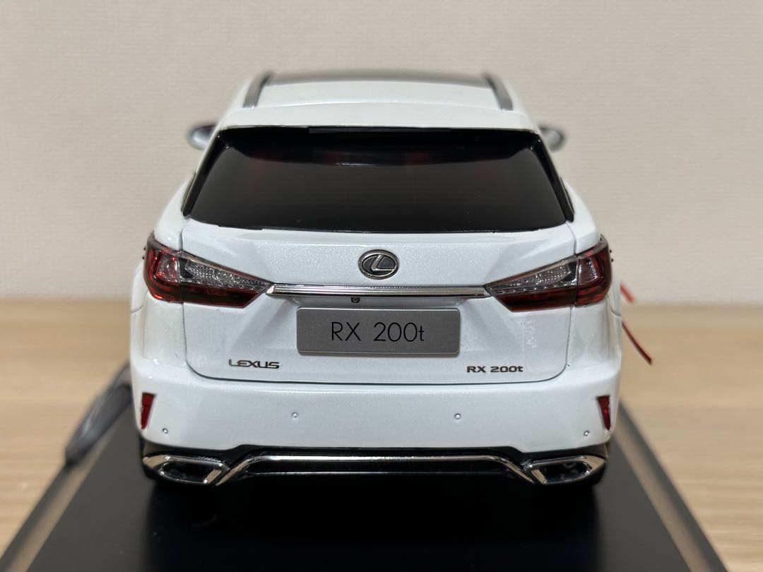 1/18 ミニカー　レクサス　Lexus RX 200t ソニッククォーツ
