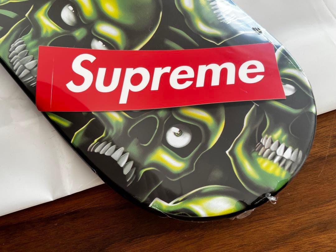 Supreme スケートボード スカルデザイン