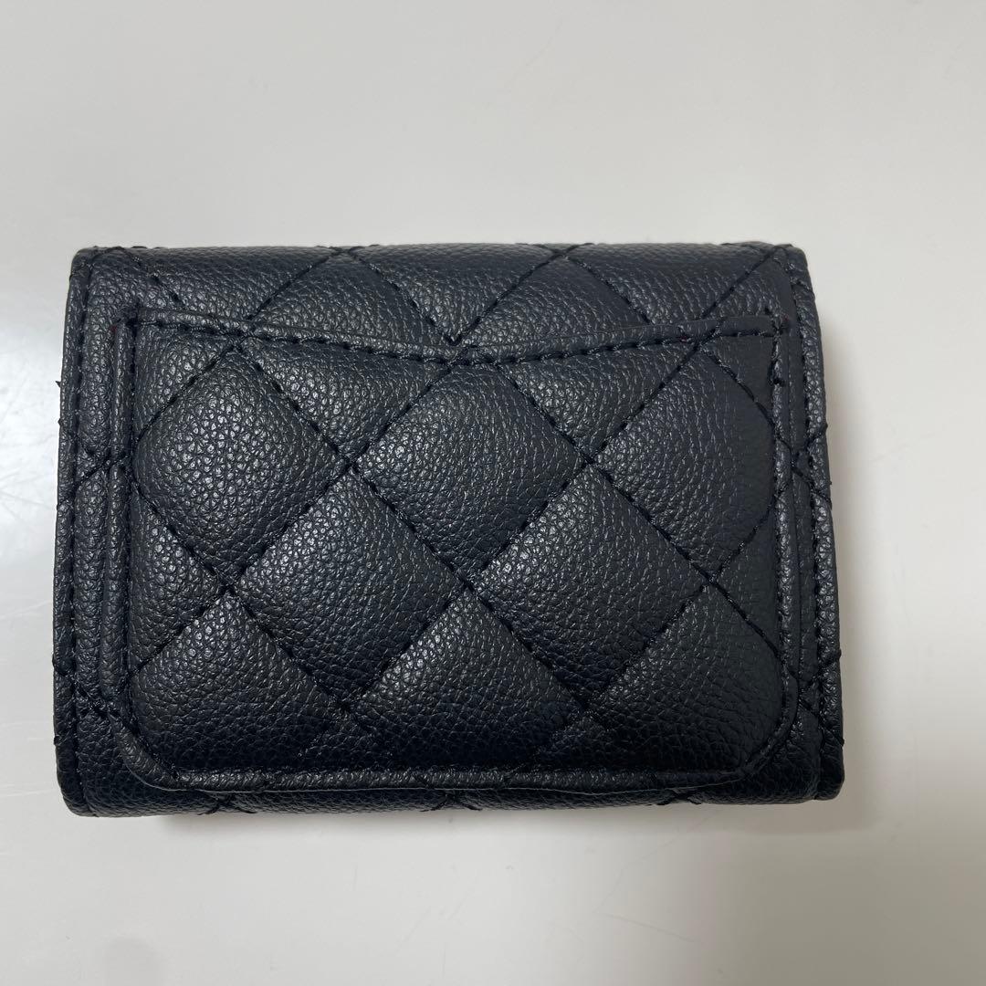 【訳アリ破格】　キルティング財布