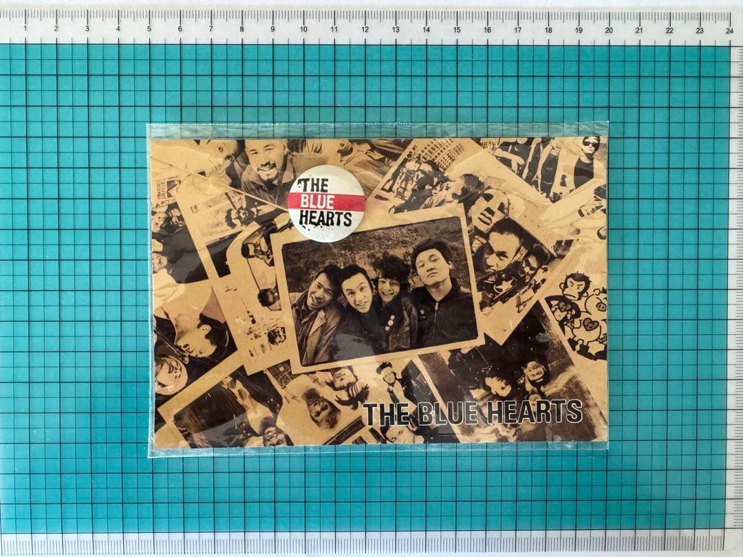 【非売品】ブルーハーツ集団　解散号付録  ピンバッチ&生写真風カード【袋付き】