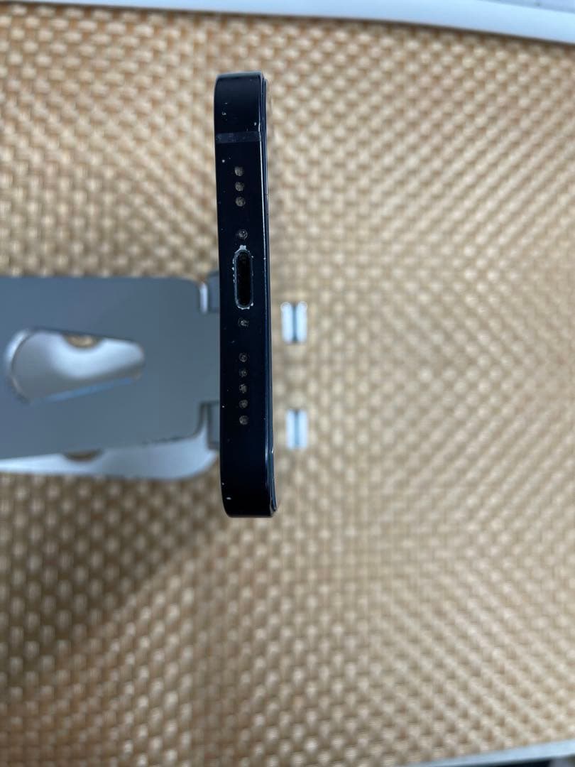 iPhone 12 128 GB ブラックSIMフリー【6865】