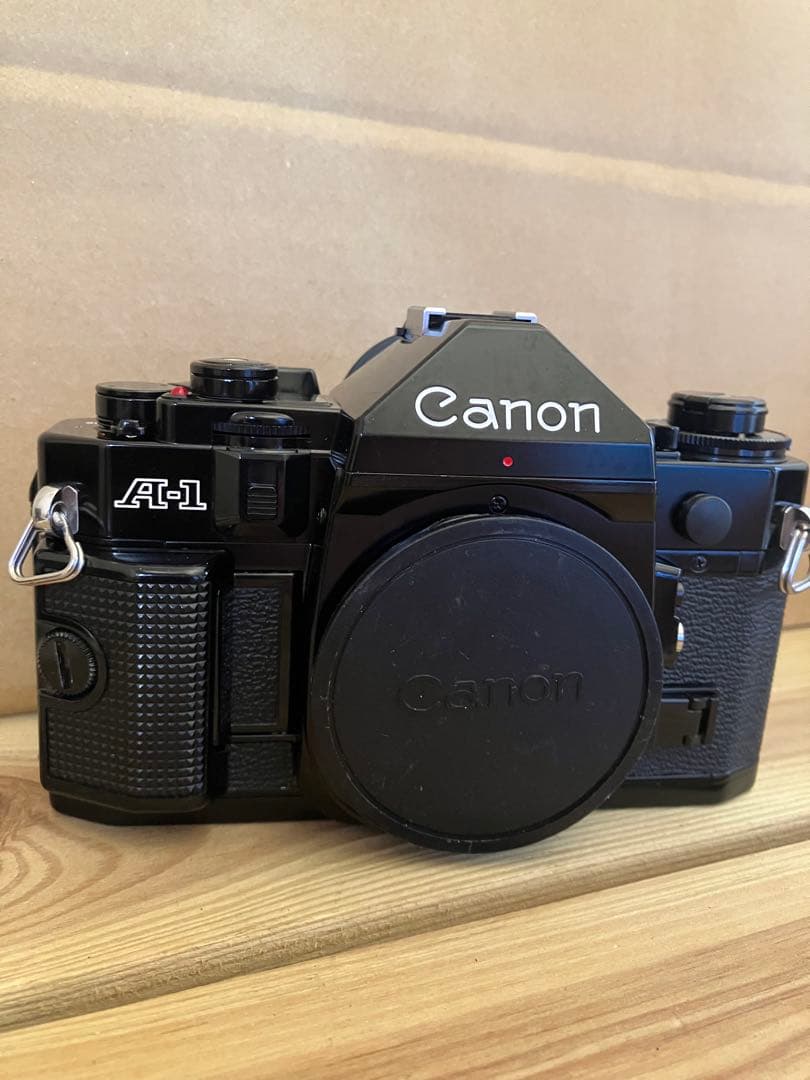 R*e様 Canon A-1 フィルム一眼レフカメラ 説明書、ストラップ付 極上