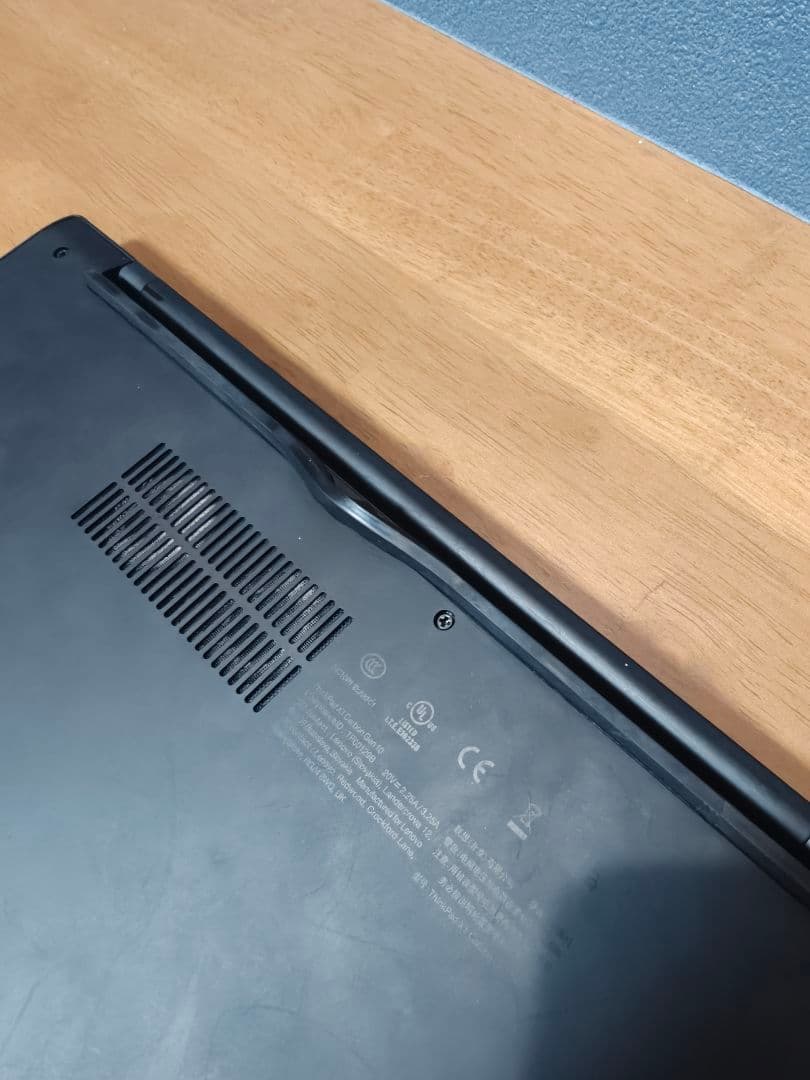 2022年式 Thinkpad X1 carbon gen10 i5/16GB③