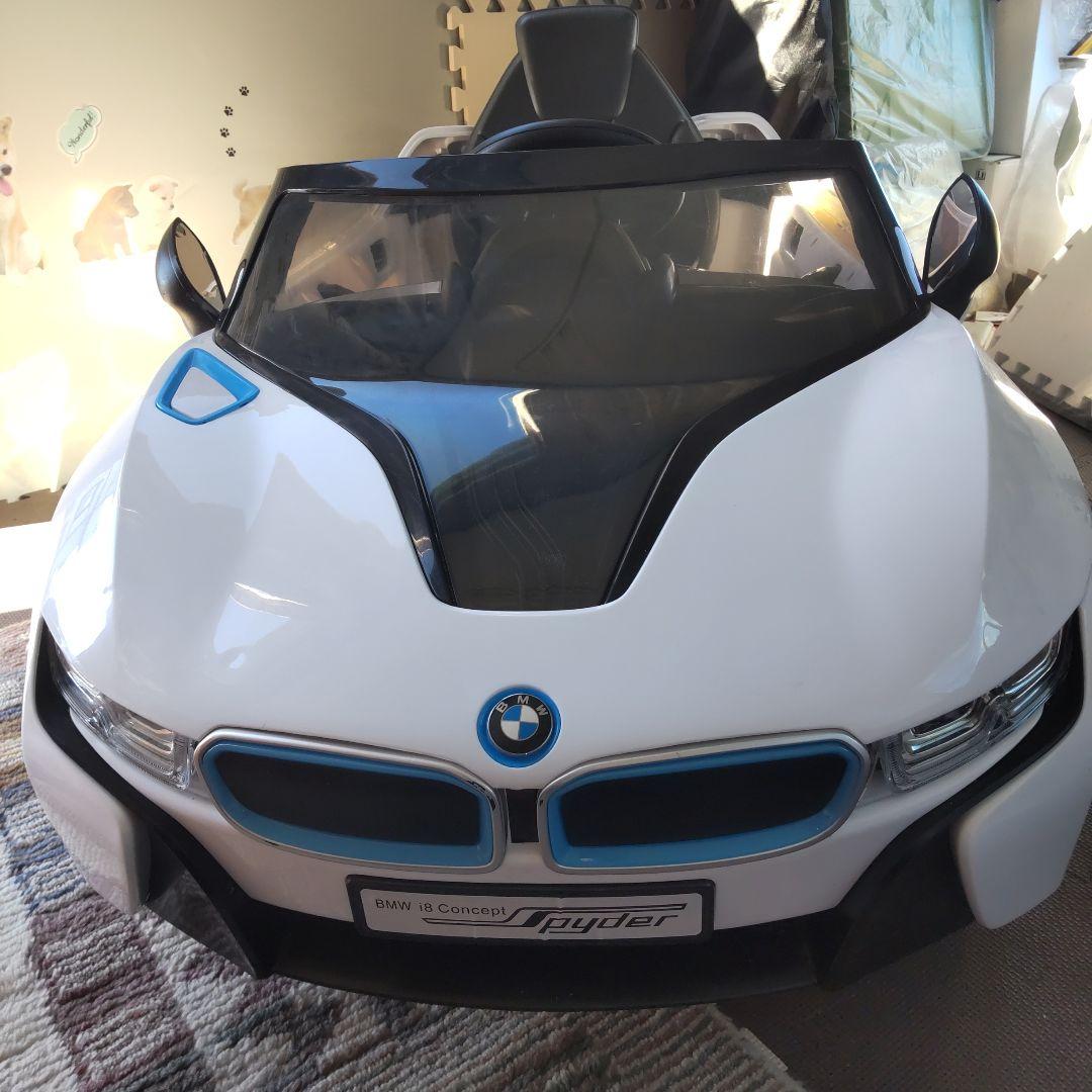 トイザらス　BMW i8 Concept Spyder 子供用電動自動車