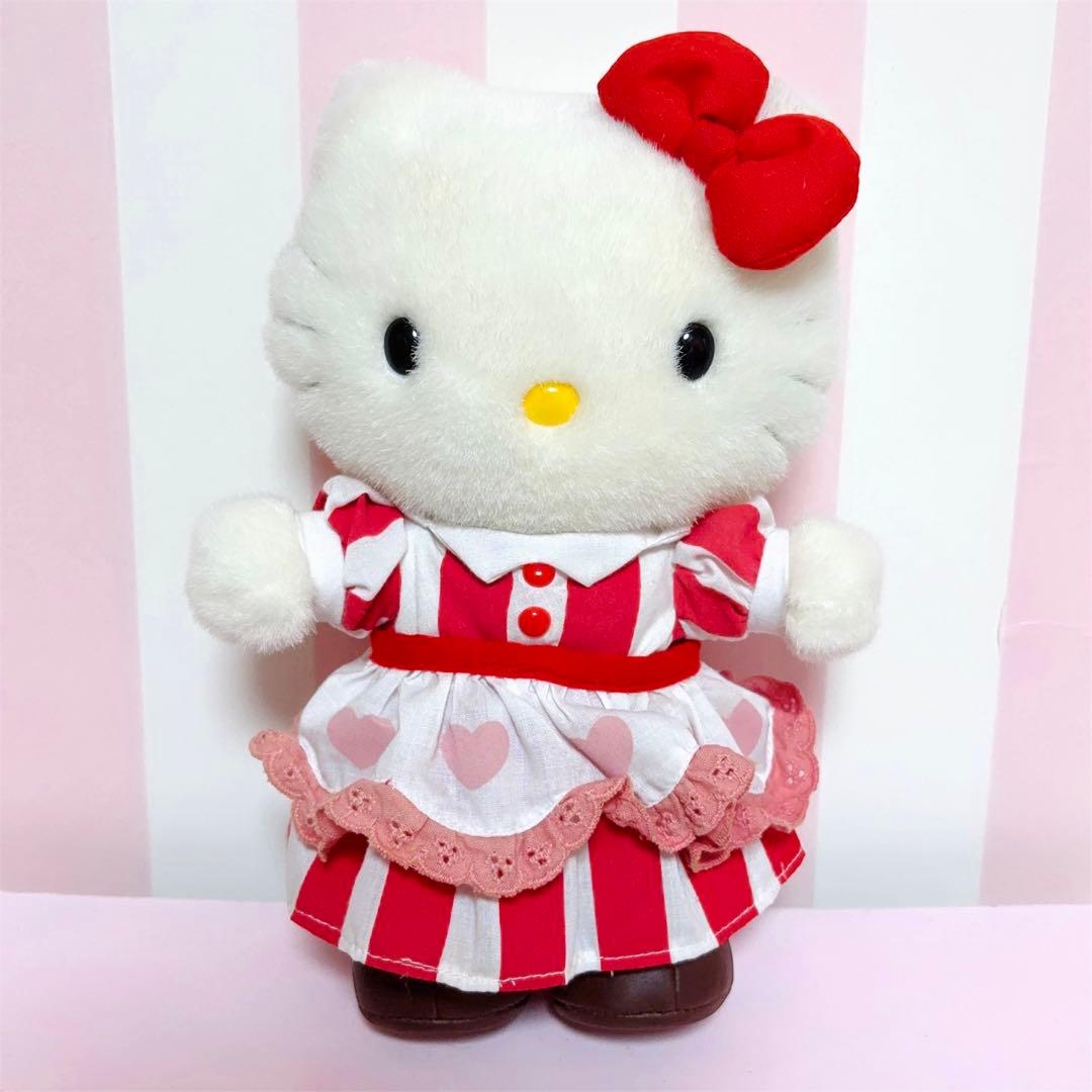 激レア　ハローキティ　バースデーメッセージ　ぬいぐるみ　ウエイトレス　メイド