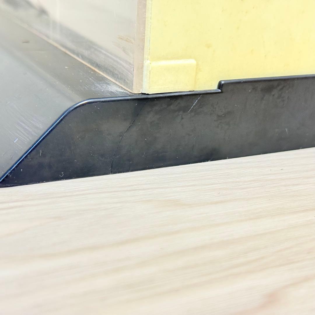 非売品 トミカ 店頭ディスプレイ 80台収納 ショーケース