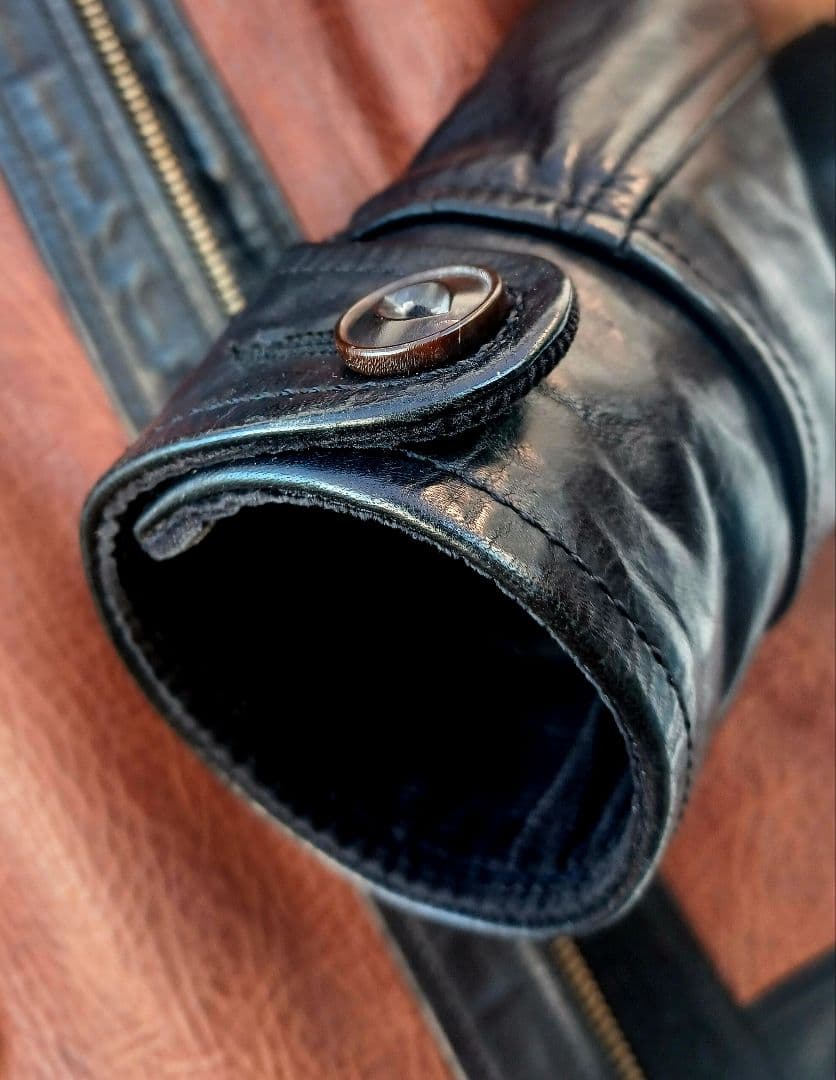 1/17(土)迄の特価！雰囲気抜群『CIDU LEATHERS』水牛革馬革コンビ