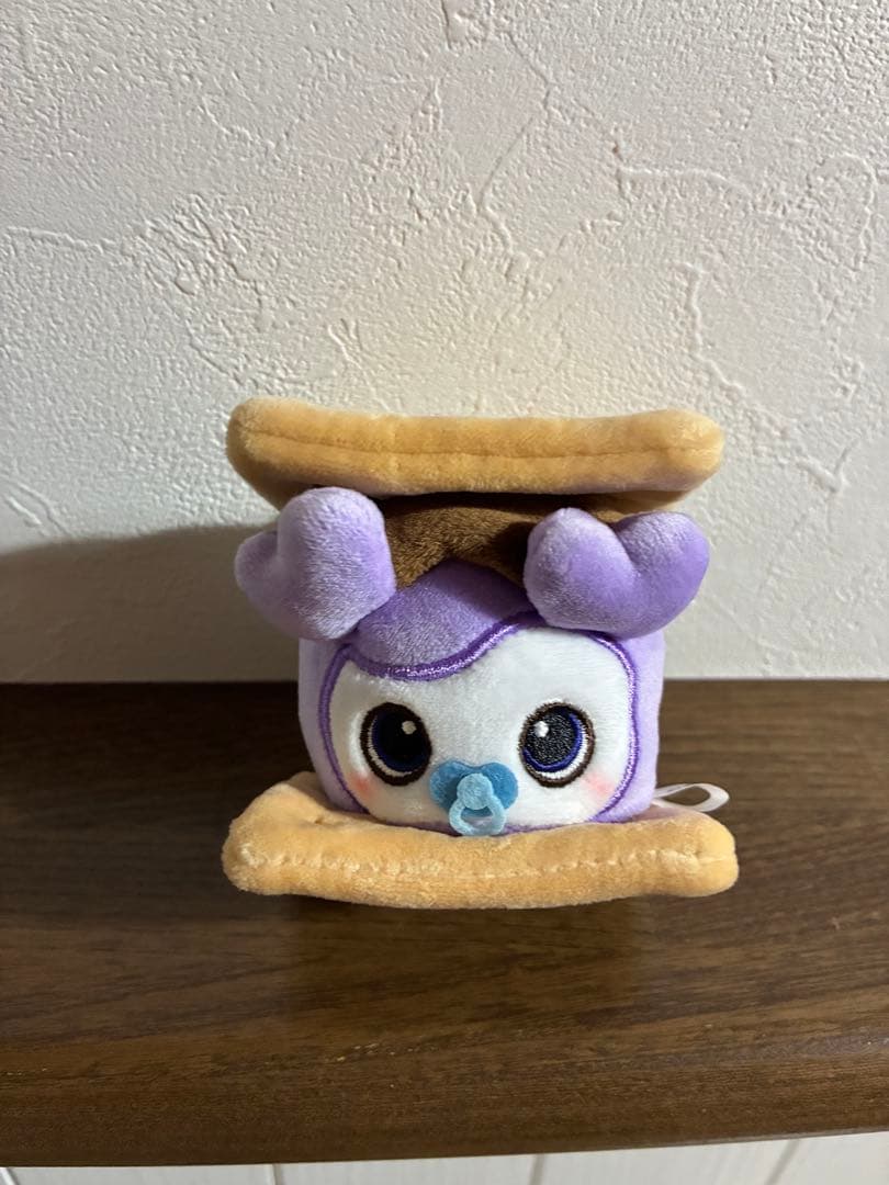 TWICE スモア風　バッグチャーム　サナ