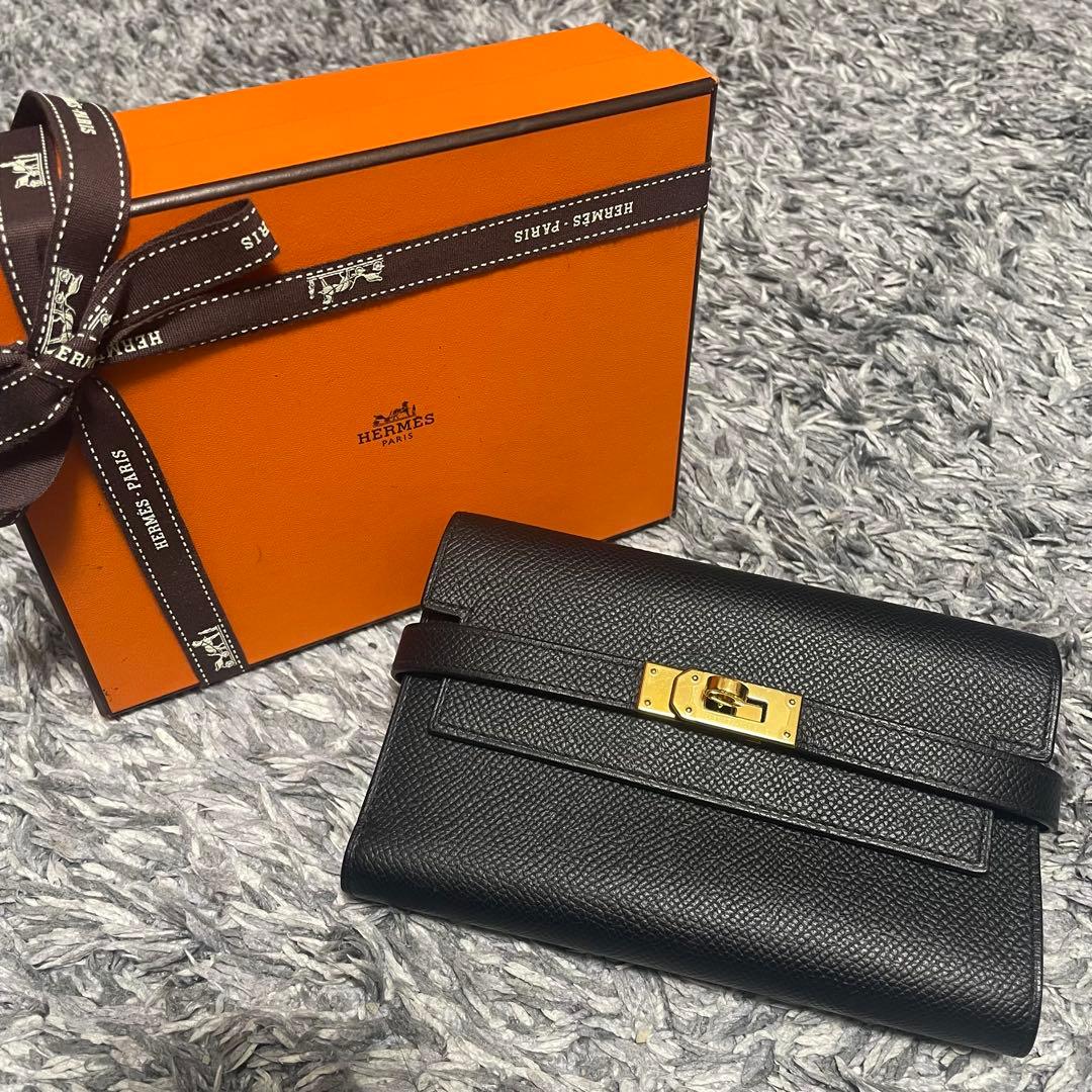 HERMES ケリーウォレット ミディアム 三つ折り財布