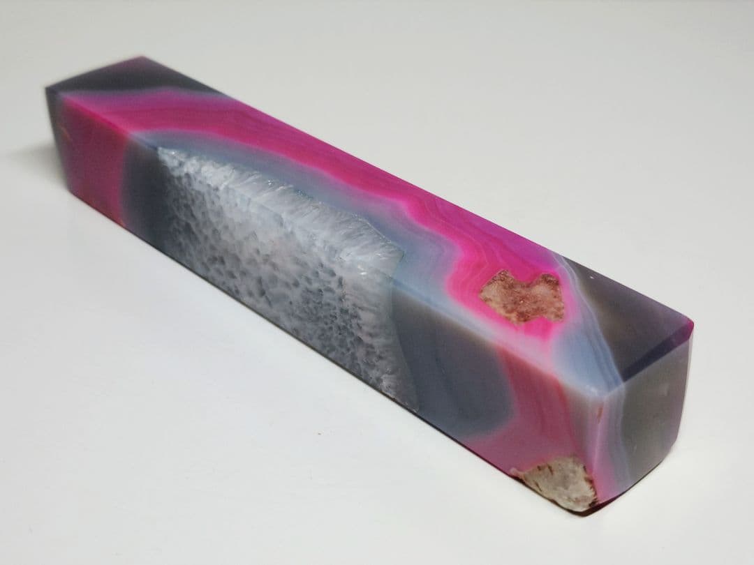 瑪瑙 401g メノウ アゲート 原石 鑑賞石 自然石 誕生石 鉱物 鉱石 水石