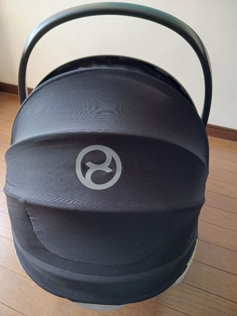 CYBEX cloud Ti-sizeチャイルドシート
