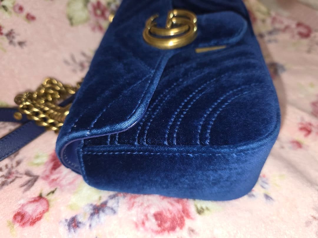 グッチGGマーモントベルベット生地バッグ