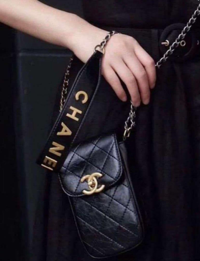 ☆CHANEL キルティング マルチ ショルダーバッグ☆