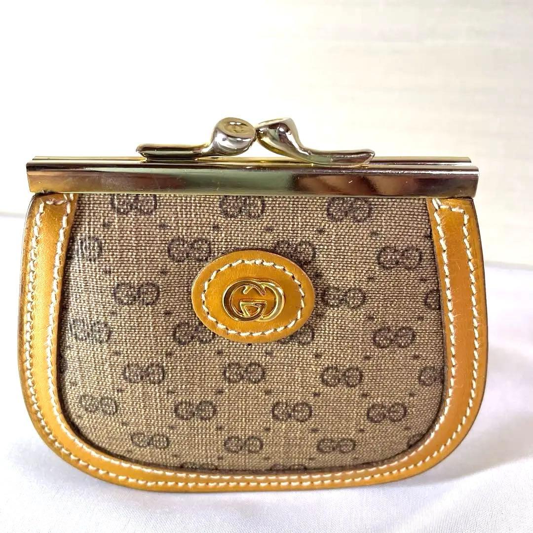 番号15 美品　【グッチ】 インターロッキングG がま口 ケース GG