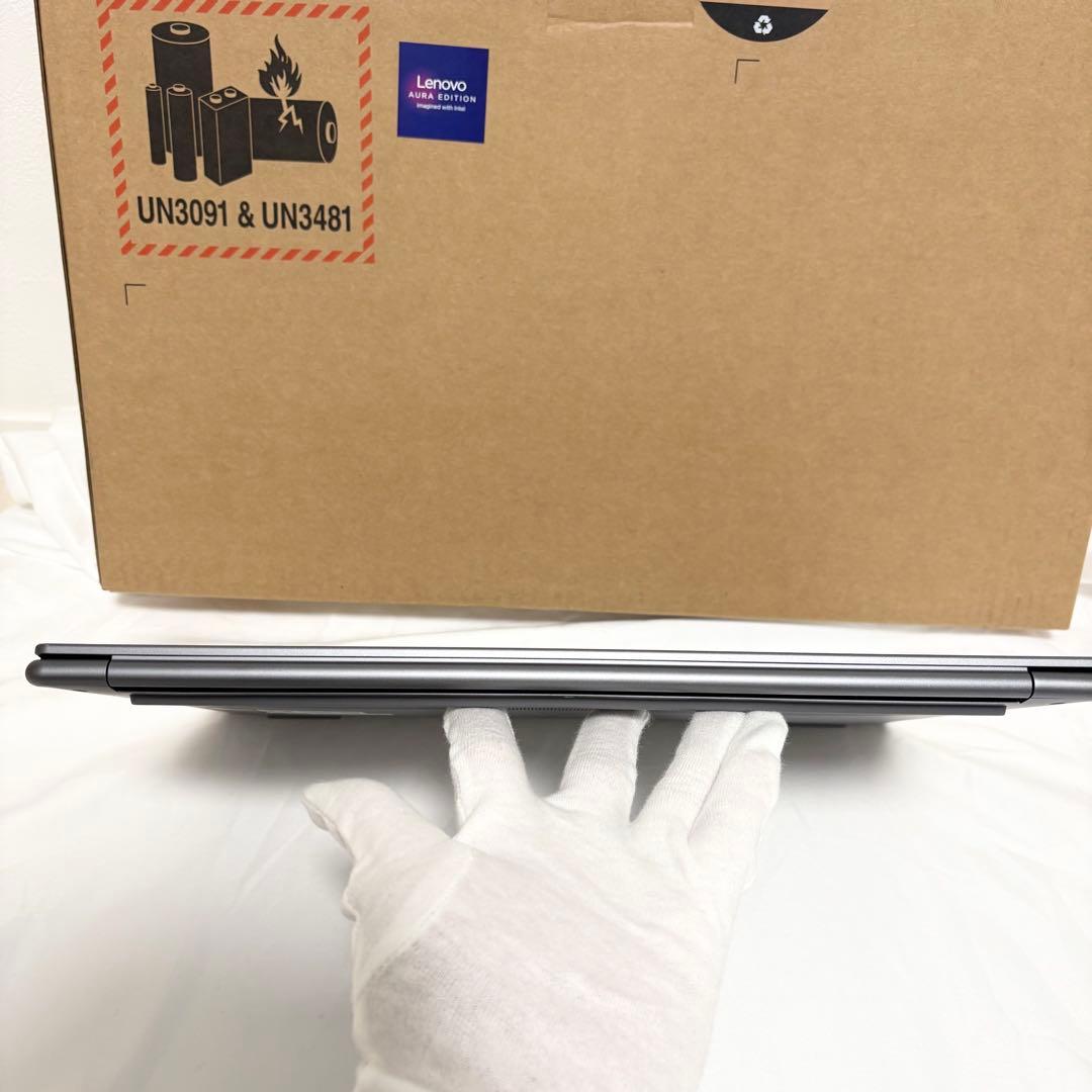Windowsノート本体 Lenovo Yoga Slim 7i Aura Edition Gen 9