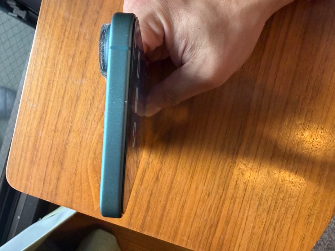 美品！即発送！Apple iPhone16plus128gb