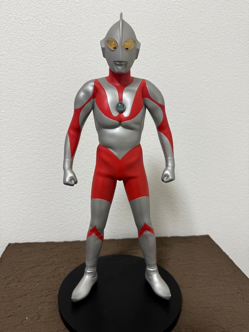 海洋堂　ウルトラマン　Bタイプ　キャラクタークラシック　完成品　33cm