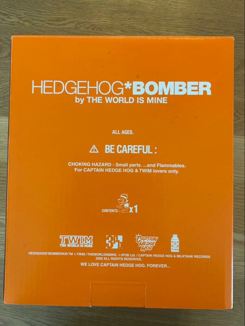 TWIM【 HEDGE HOG BOMBER オールオレンジ 】 非売品
