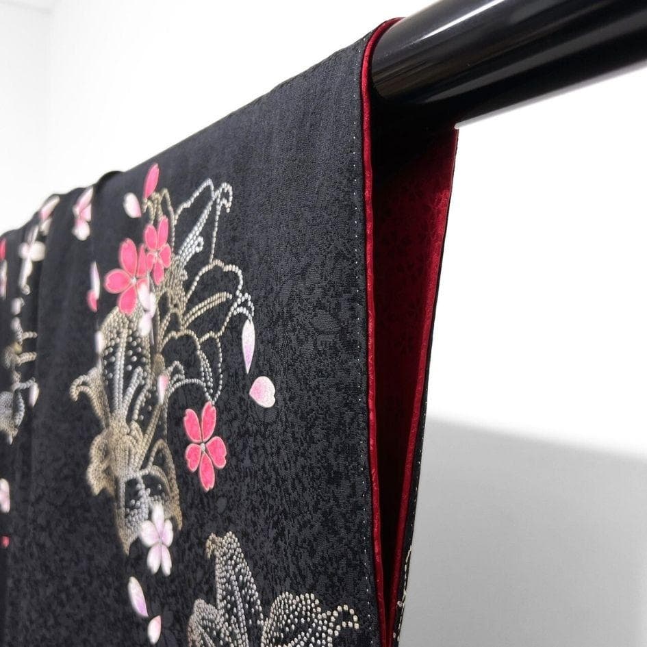 刺繍　百合　花吹雪　振袖　晴れの日　成人式　卒業式　着物　012a p