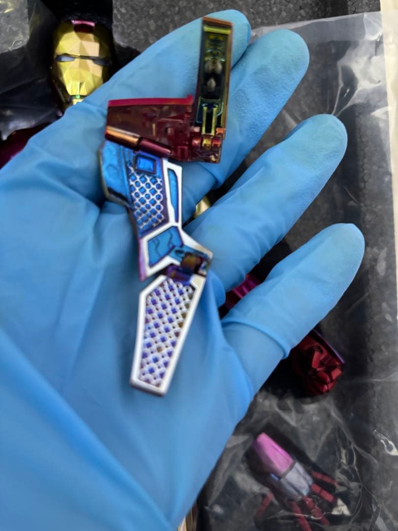 ホットトイズ　アイアンマン・マーク4プリズムアーマー