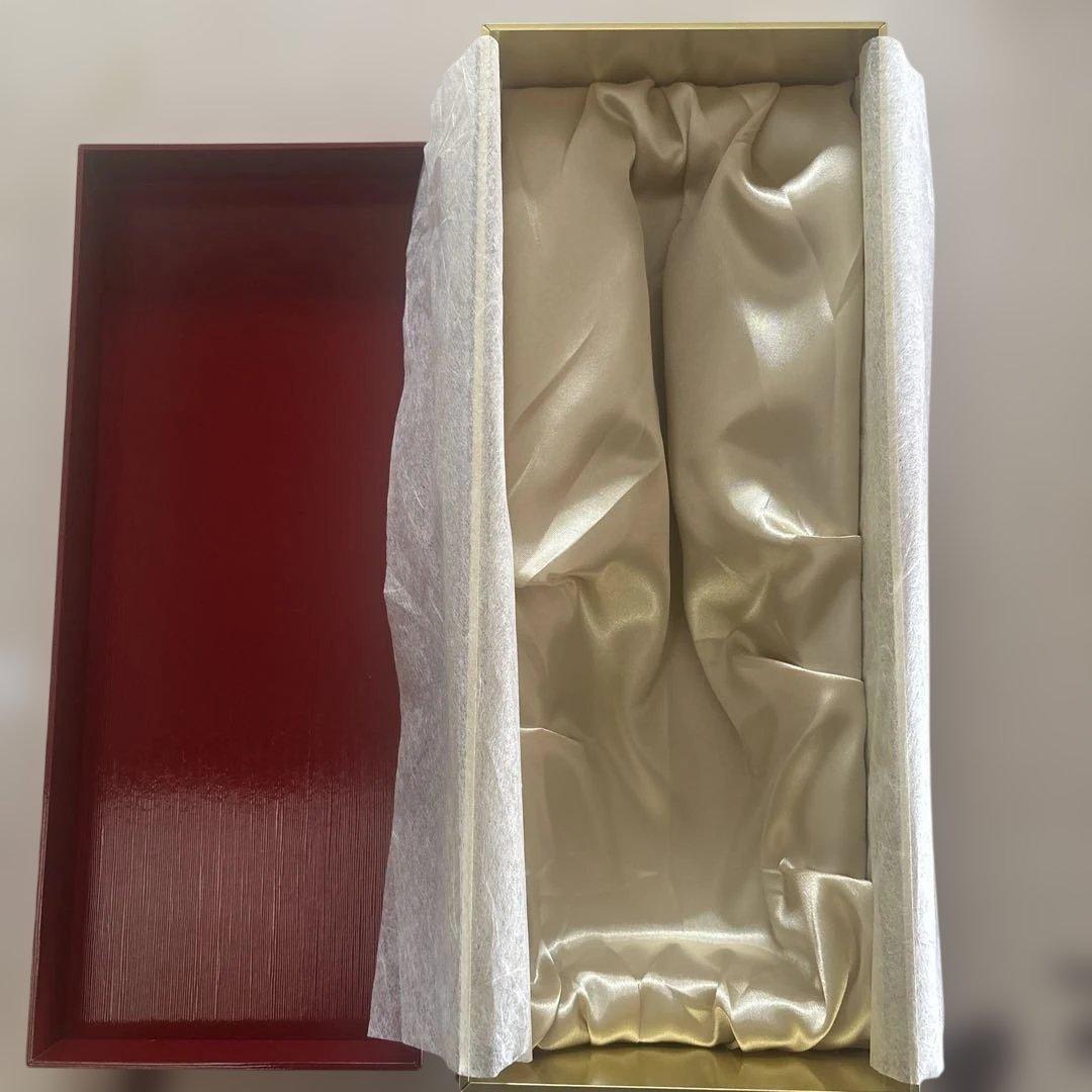 龍泉 日本酒 750ml 空ビン　空箱　蔵出年2023年