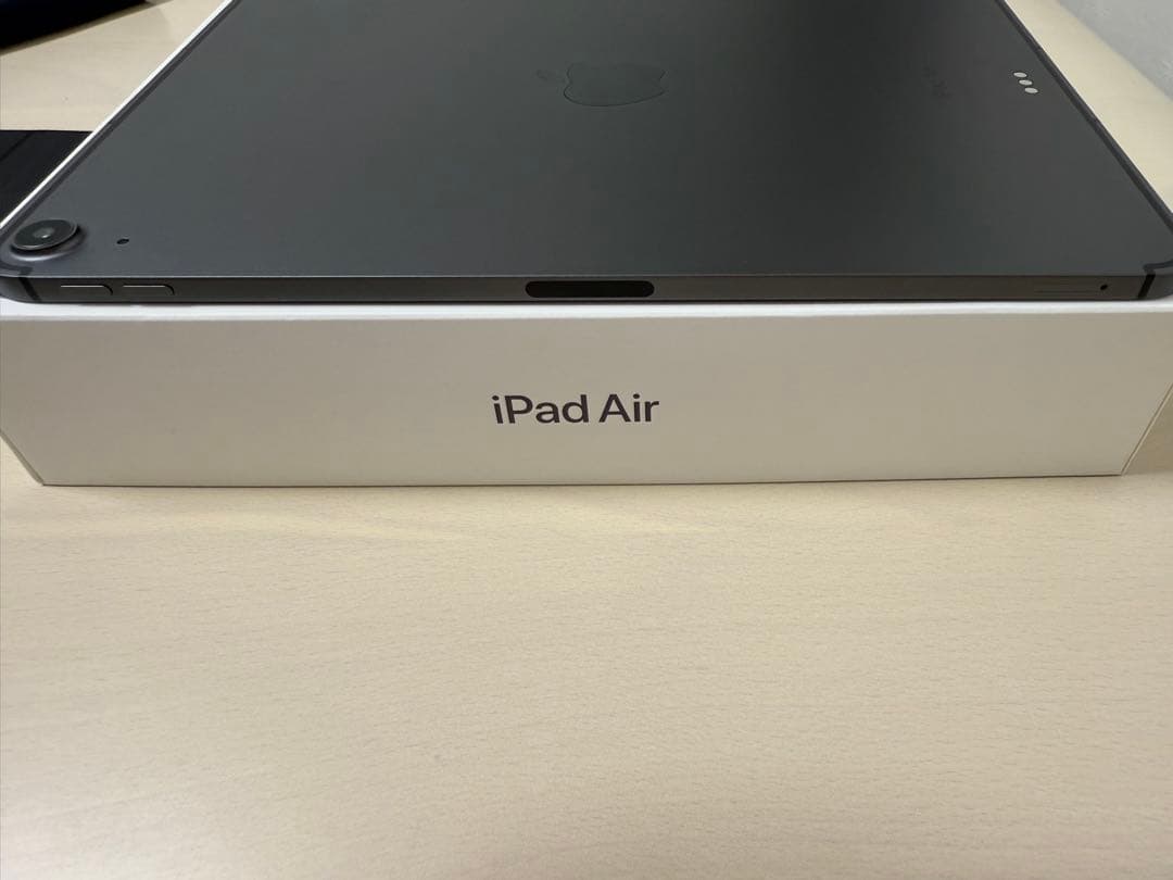は*る様 iPadAir5世代 wifi+cellular applepenci