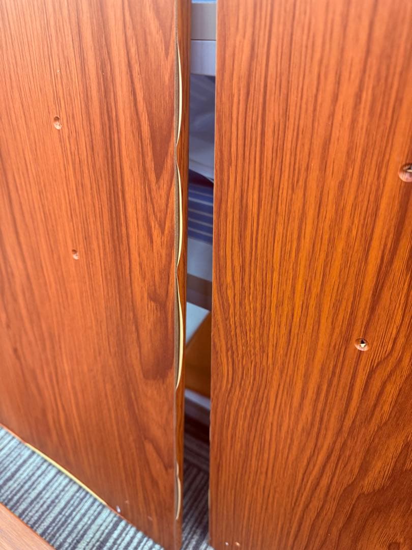 電子ピアノ88鍵盤　ハンマーアクション鍵盤　３本ペダル　ウォールナット