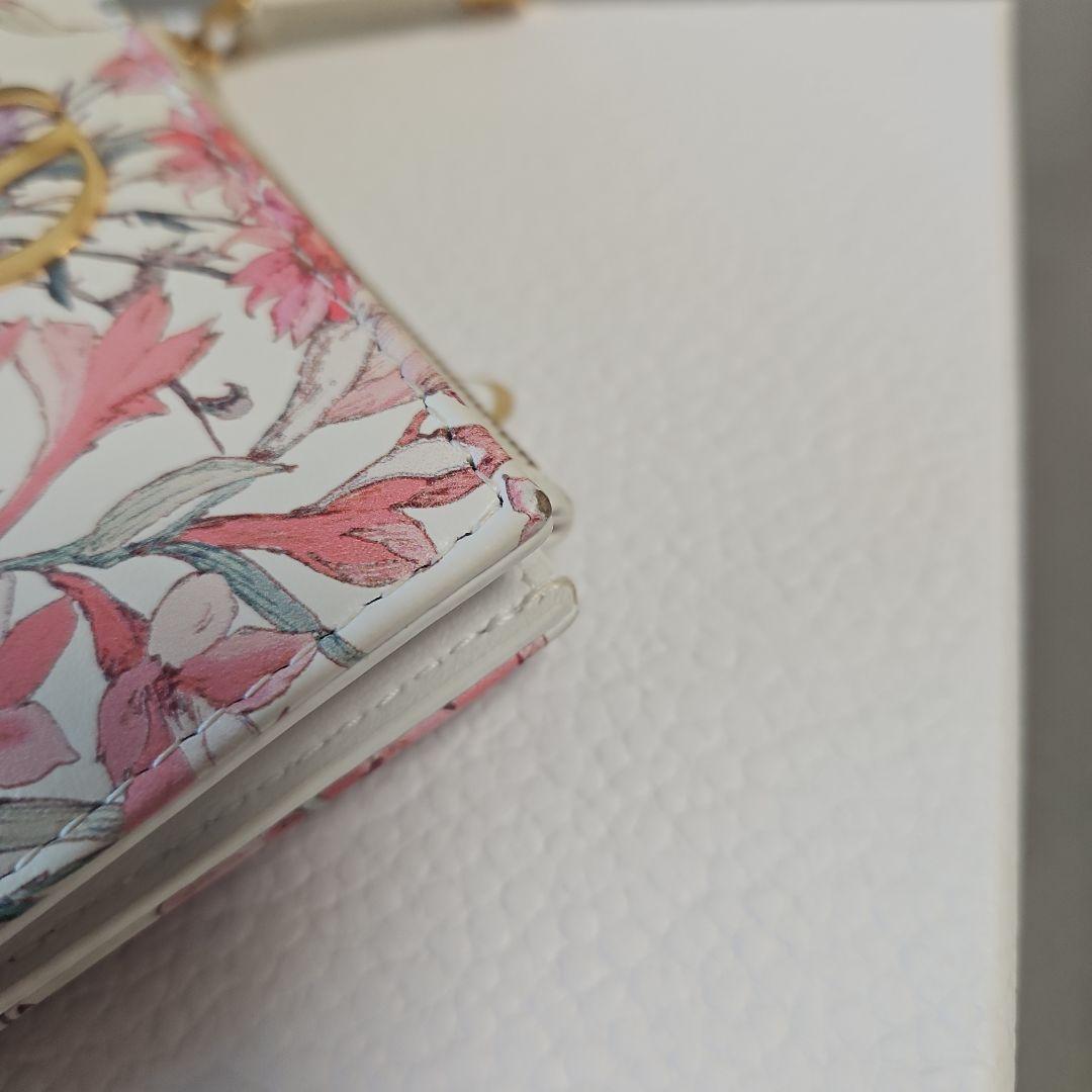 【日本限定】Dior Caro Dahlia ウォレット フラワー 二折財布