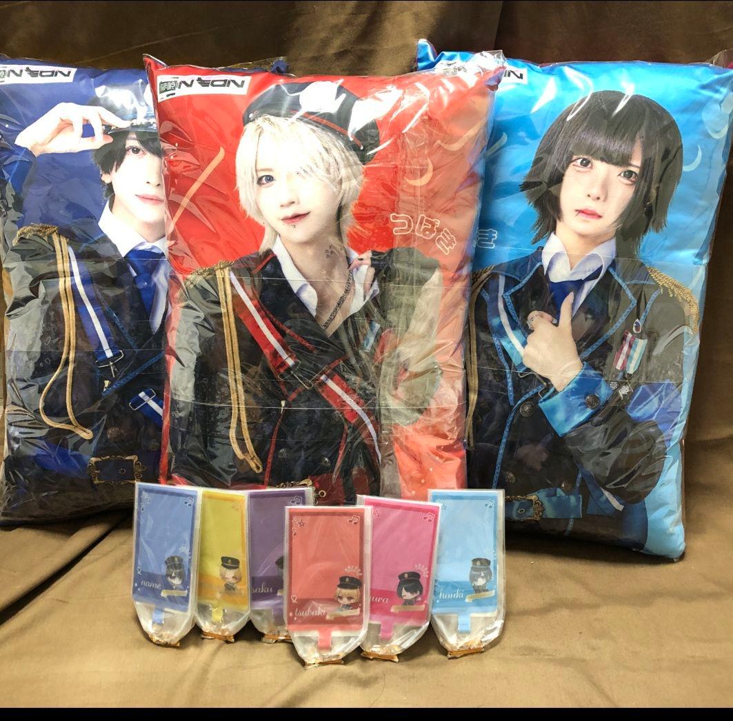 9点　夢喰NEON GIGO クッション ファンタブ 写真入れ