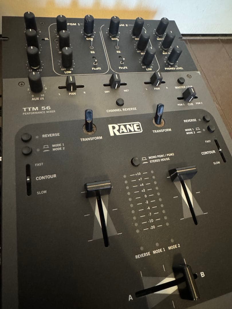美品RANE⭐︎TTM56⭐︎DJミキサー⭐︎