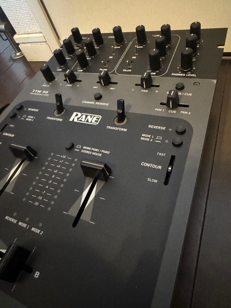 美品RANE⭐︎TTM56⭐︎DJミキサー⭐︎