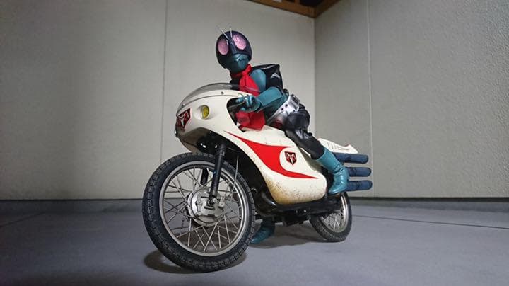 【絶版　完全未開封品】RAH仮面ライダー旧1号Ver.3.5　&　サイクロン号