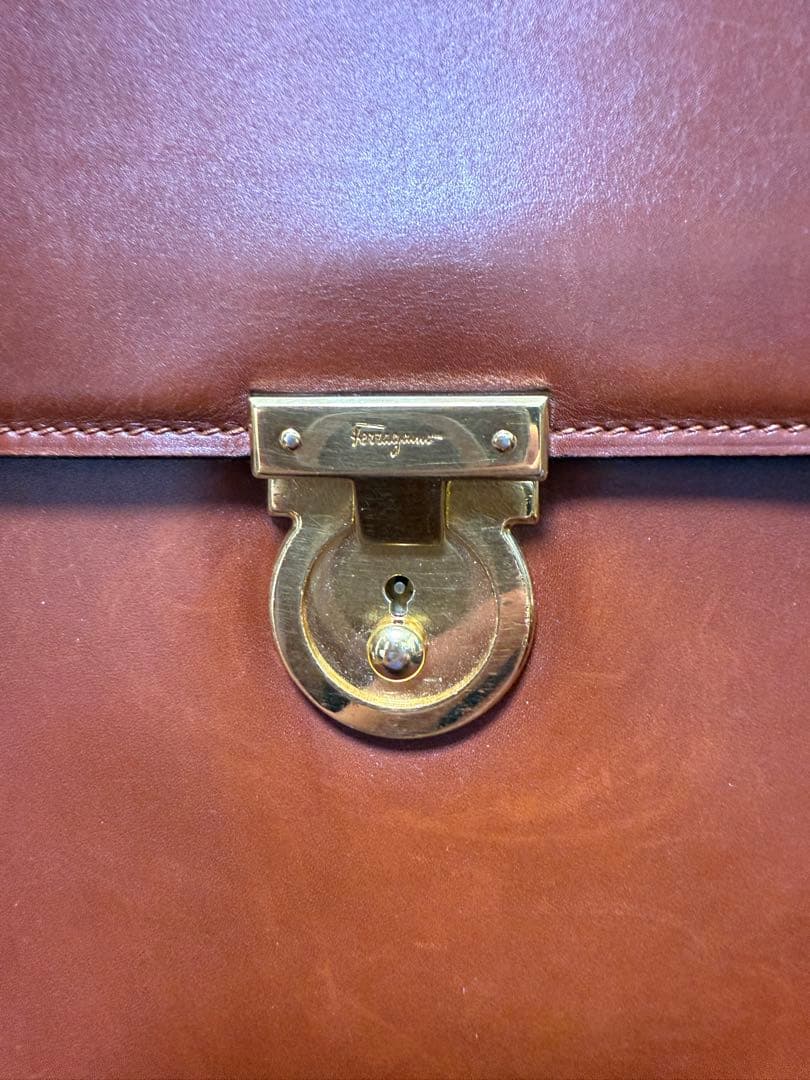 Salvatore Ferragamo フェラガモ　ビジネスバッグ最終値下げ！